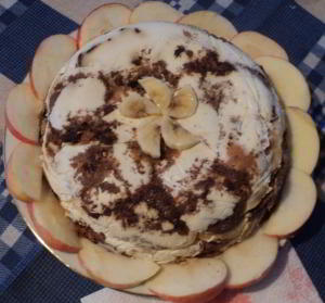 Торт без выпечки из пряников, бананов и мандаринов