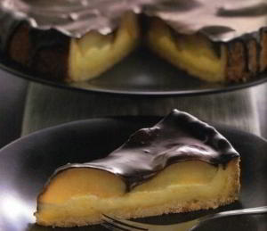 Запеканка творожно-шоколадная с грушей