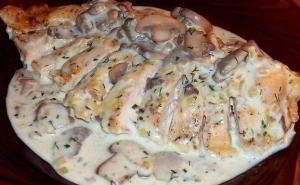 Куриные грудки в сметане