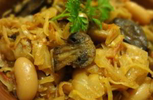 Тушеная капуста с грибами и фасолью (без масла)