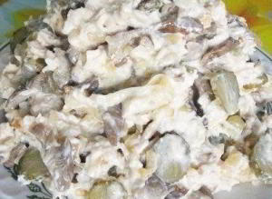 Салат "Максим" с курицей и грибами