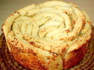 "Обезьяний хлеб" с чесноком