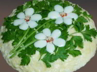 рецепт Салат с корейской морковью и грибами "Три цветка"