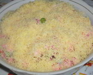 Салат с мясом и вареными овощами Горошина для принцессы