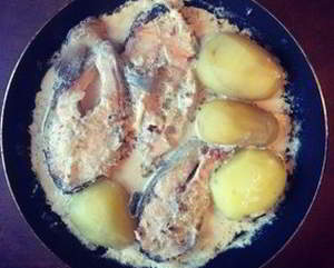 Сливочная форель с молодым картофелем