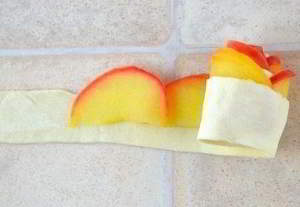 Слойки с яблоками «Розочки»