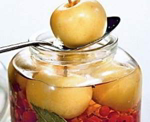 Яблоки маринованные: 3 рецепта