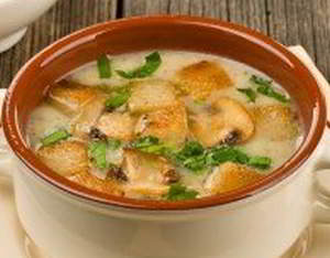 Крем-суп из шампиньонов с чесночными гренками