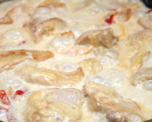 Куриная грудка в сливочном соусе