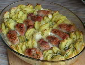 Мясные рулетики с картошкой в сливках