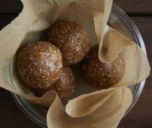 Простой и быстрый рецепт перекуса, который удобно брать с собой и съесть где угодно!