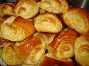 Простые булочки с творогом