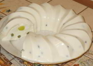 Творожный десерт с виноградом