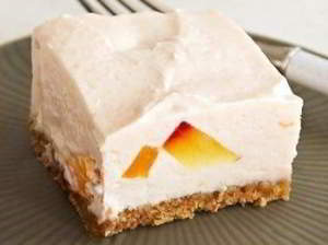 Чизкейк с персиком