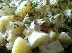 Картошка с лисичками в сметане