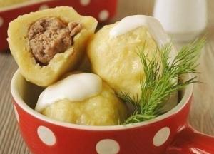 Клецки с мясом, очень просто и вкусно