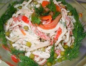 Салат с кальмарами "Просто и вкусно"