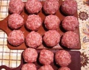 Тефтели в соусе