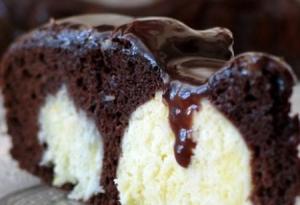 Шоколадный пирог с творожными шариками