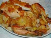 Курица, запеченная с курагой и яблоками