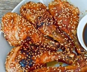 Запеченная курица с имбирем и кунжутом