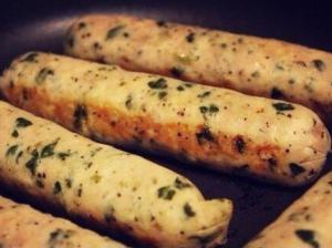 Куриные сосиски с отрубями