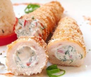 Куриные трубочки с начинкой и янтарным рисом