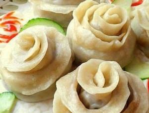 Манты-розочки