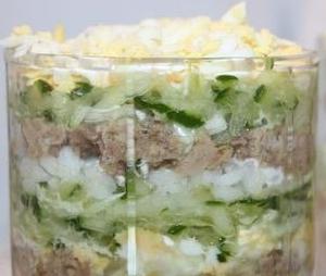 Салат из печени трески