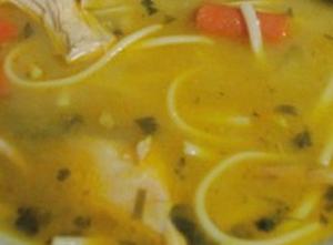 Суп из вермишели с копчеными крылышками