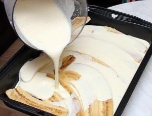 Бананы с творогом и йогуртом