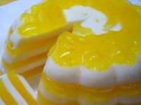 Полосатый вкусный апельсиновый десерт