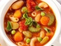 Суп минестроне с фруктами и томатным соком