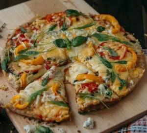 Вегетарианская пицца с баклажанами