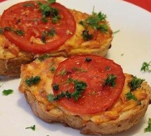 Горячий бутерброд "Ленивая пицца"