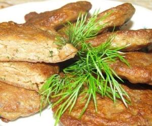 Печеночные котлетки с картофелем
