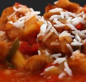 Курица в кисло-сладком соусе по‑китайски